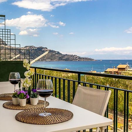 La Casa Di Stefe Apartment Giardini Naxos Luaran gambar