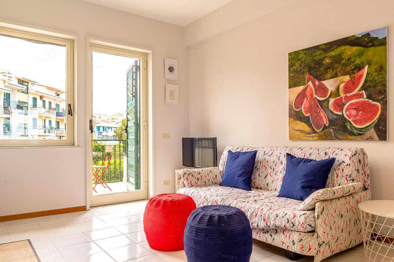 La Casa Di Stefe Apartment Giardini Naxos Luaran gambar