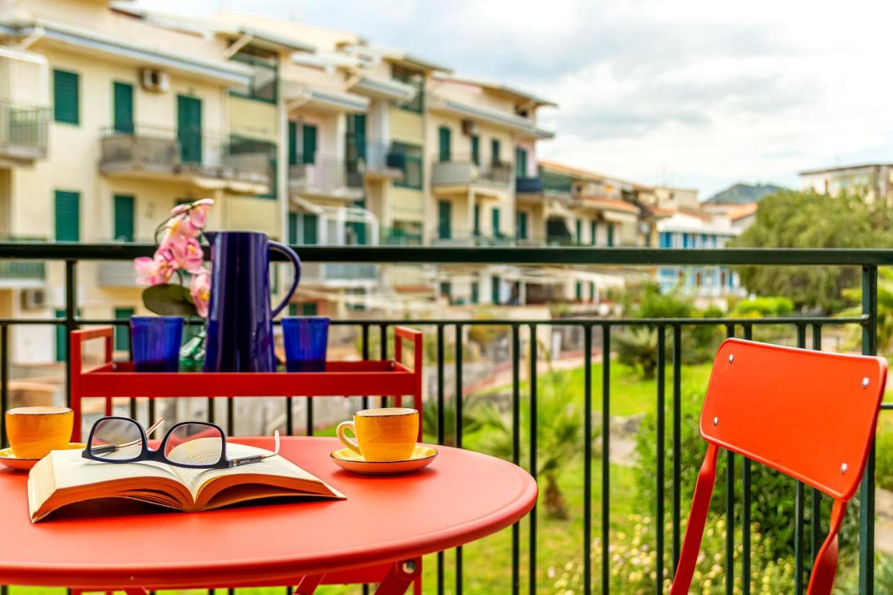 La Casa Di Stefe Apartment Giardini Naxos Luaran gambar